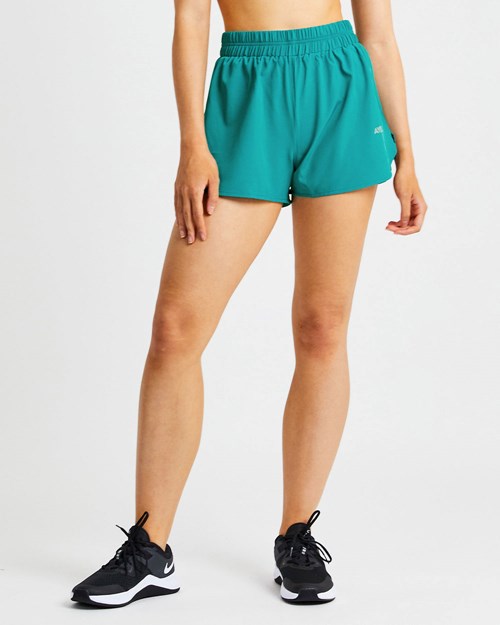 AYBL Strive Shorts Turquesa | UWRDAKC-96